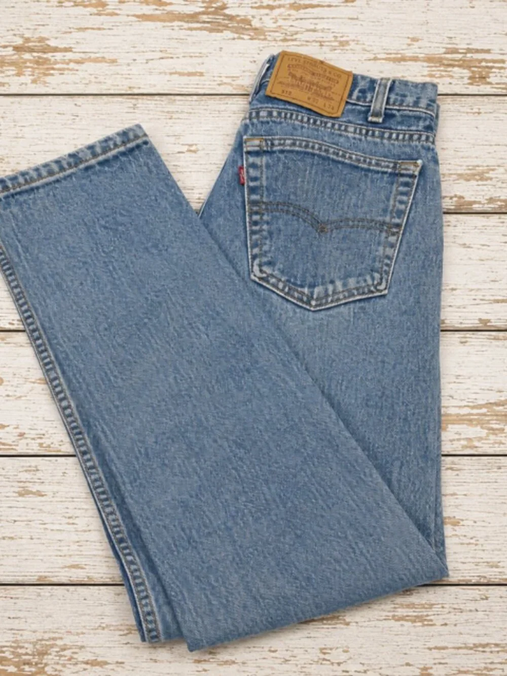 Vintage Levi’s 512 Jeans 32x34 Made in USA Medium Wash Straight Leg 100% Cotton